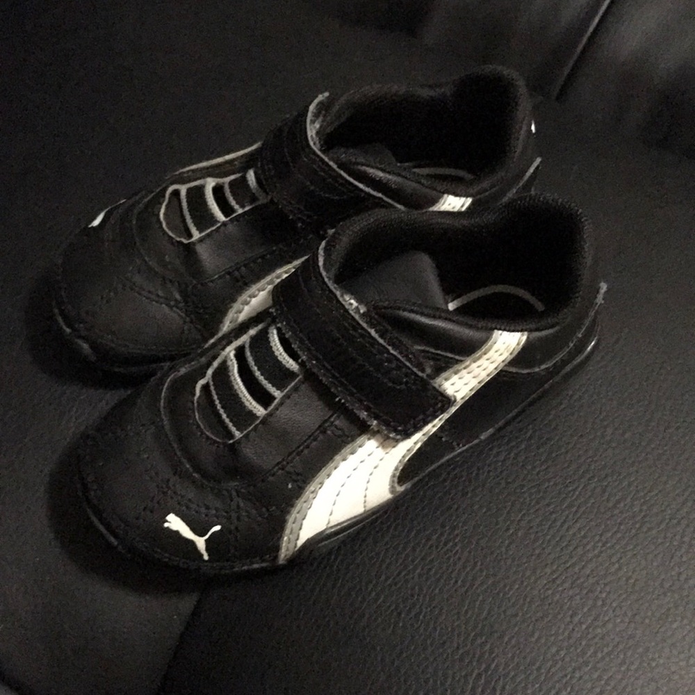 Kids toddlers puma shoes size6